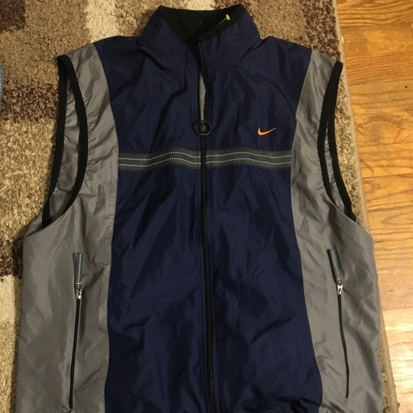 nike windbreaker vest